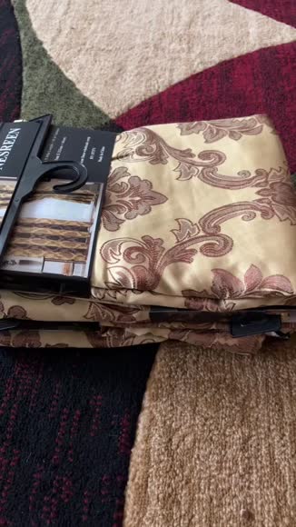 Video review of Elegant Comfort Set of 2 Nesreen Jacquard Look Curtain Panels  by 675b792104036e08983b1052
