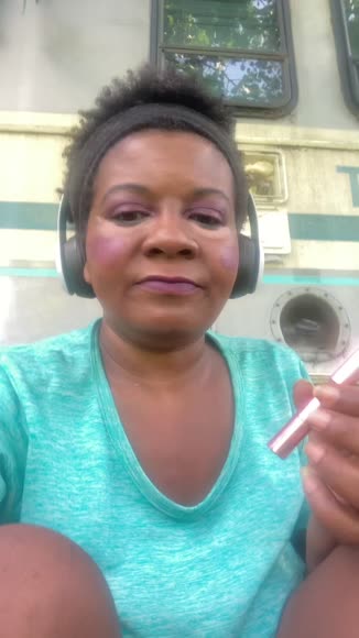 Video review of  Mini Travel Eyeliner  by 678194181388862194a8b230
