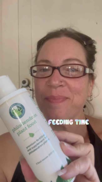 Video review of Houseplant Resource Center Philodendron Fertilizer - Indoor House Plant Fertilizer  by 6702aad59ec1aa4af2e8b07b