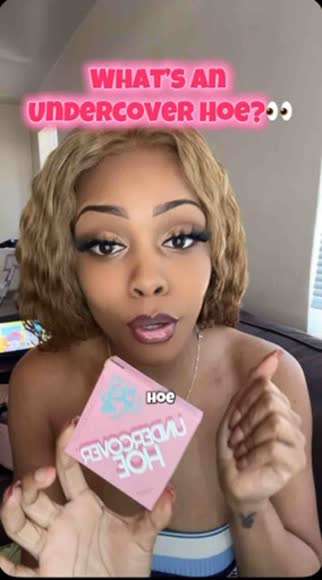 Video review of  UNDERCOVER HOE CONCEALER PALETTE  by 67947f0a0df0b71afcb8486e