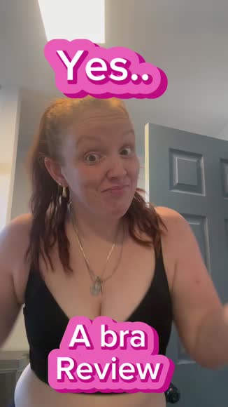 Video review of she's Waisted Adjustable Wired Push Up Bra  by 5z2ts2xhqz