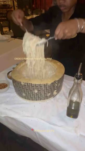 Video review of Clips Food & Drink  by 680adf6393af0da2256f71df