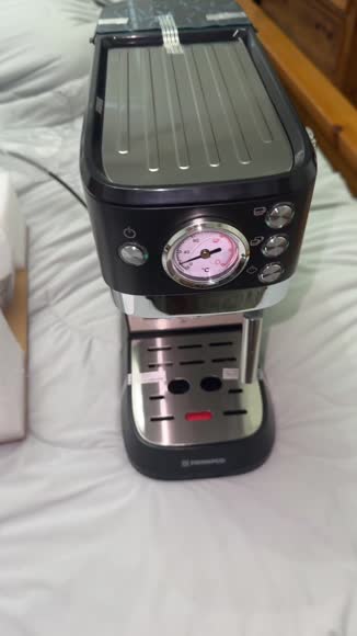 Video review of Drinkpod 20 Bar Espresso Machine with Milk Frother & Cup Warmer  by iamkryos