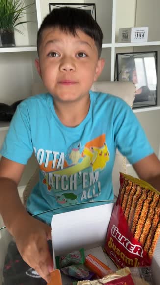 Video review of Ceres Gourmet International Snack Box, 15 Pcs  by 6789e9bf37ad8727d1c5bf23