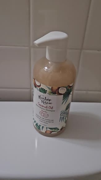 Video review of  Coconut Oil Shampoo for Dry Hair  by 68377458e6b285758152dc1e