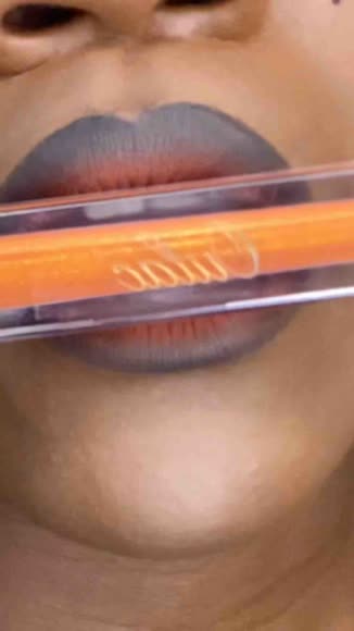 Video review of  Sensual Plumping Gloss  by 67da0a3431f05cd2da5885a2