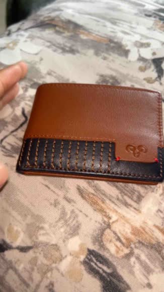 Video review of Jack Abrahams Goat Nappa Leather Two Tone Bi-Fold Wallet  by kaienergyyugc