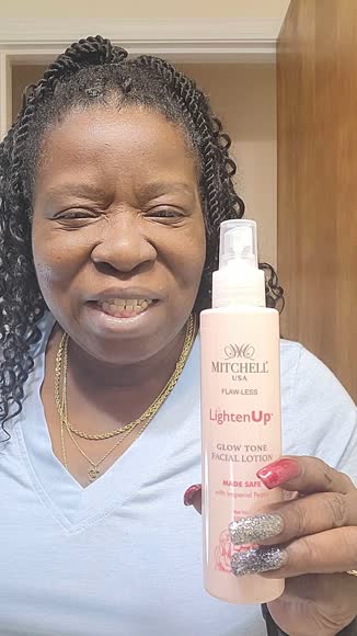 Video review of  Glow Tone Facial Lotion  by 677f52e71288b9c3885b143a