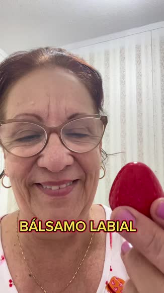 Video review of EpiLynx Moisturizing and Nourishing Lip Balm  by 678847c8a813cb52d01c5c9c