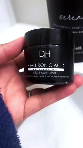 Video review of Dr H Hyaluronic Acid Anti-Aging Night Moisturizer  by 679cc2585322e5edbdb1303f