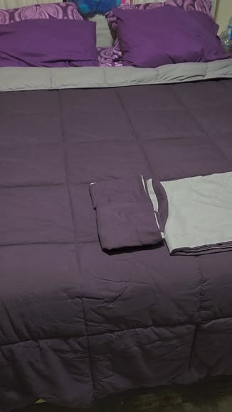 Video review of Elegant Comfort Reversible 3-Piece Box Stitched Comforter Set With 4 Corner Tabs  by 67947e9c54eb1d6926e95122