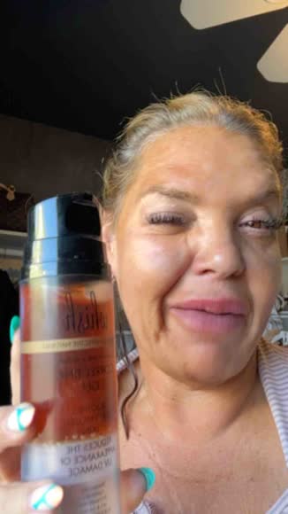 Video review of Whish Beauty Coconut Milk+Verbena Correcting Gel  by 67a00bdc3007934ba1c60df6
