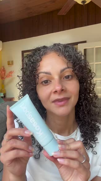 Video review of Kosas Chemistry Deodorant | Clean, AHA Serum Deodorant  by 6784402117549b527c80b215