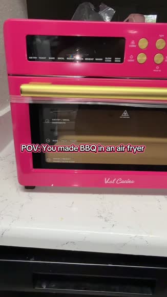 Video review of Val Cucina VAL CUCINA 10-in-1 Air Fryer Toaster Oven - Bright Pink  by 66b1a529a1bca35c9dcf77b9