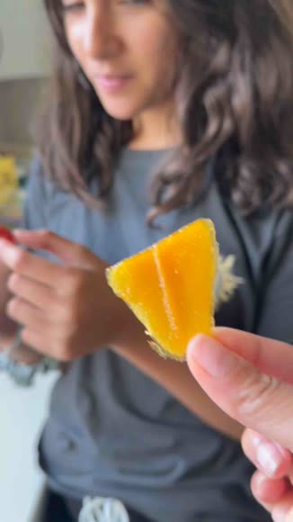 Video review of Final Boss Sour Level 2 Strawberry X Mango  by 67bb620008c2c0811e1de4b3