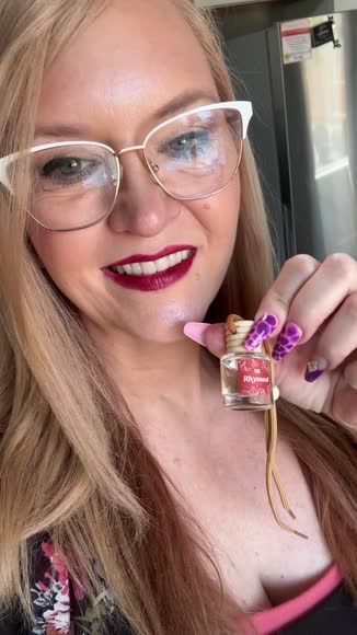 Video review of CE Craft Company Rhysand Scented Car Freshener  by 6799919de3a44597e6fa28ba