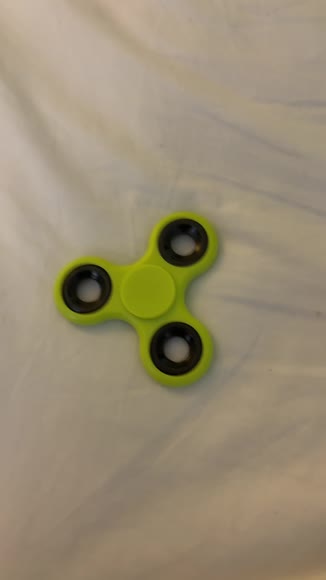 Video review of Cheer Collection Fidget Spinner  by fast91059