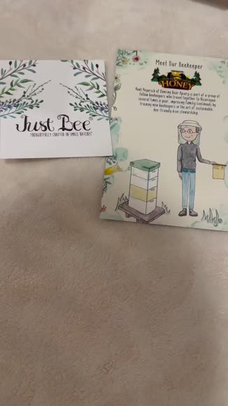 Video review of Just Bee Pomegranate and Lemon Rind - Candles  by 671989c1dddebf26044ebc01