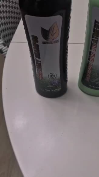 Video review of Natural Sant Rosemary and Cinchona Set - helps to stimulate growth, control hair loss and add shine and softness  by 678ad96bd9cf807a7bbc7ca3