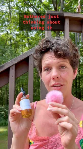 Video review of She Biology Skincare Organic Intimate Lubricant  by 678e7522cf922c6f0e6b4f65