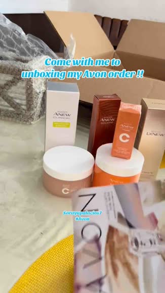 Video review of Clips Fashion & Beauty  by 659f640d7b63f8076da25974