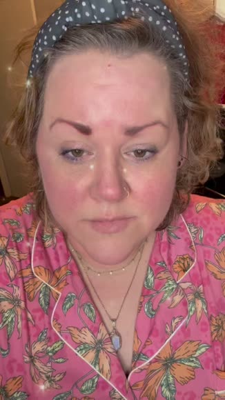 Video review of White Mark Plus Size Short Sleeve & Pants Tropical Pajama Set  by brookie1680
