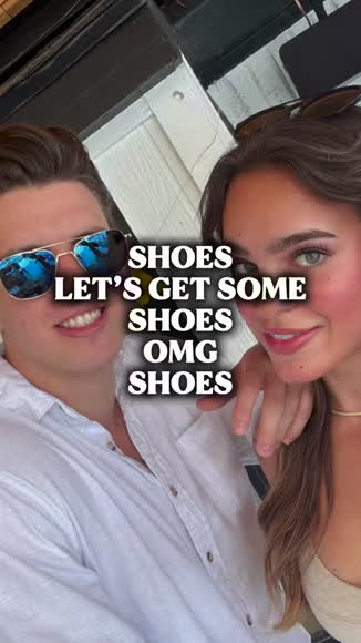 Video review of STIVALI NEW YORK Tribe clog-inspired platform strap-on sandals in ivory leather  by 648116bde71760693505dd7d