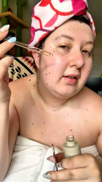 Video review of TALOVA 304-Grade Stainless Steel Gua Sha  by zoe.ugcportfolio
