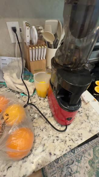 Video review of Directdeals Cold Press Juicer Machine  by 676f2fde851a79ae41a300b1