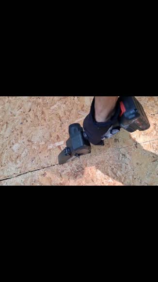 Video review of Directdeals Electric Mini Chainsaw  by 677b3e969bd22df146b45147