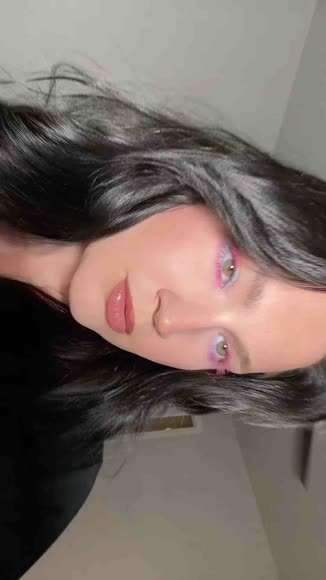 Video review of Clips Fashion & Beauty  by agxmua