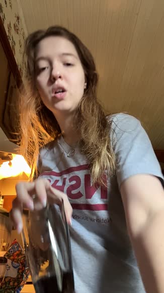 Video review of Tavalon GRAVITY TEAPOT  by anya.gettyimages