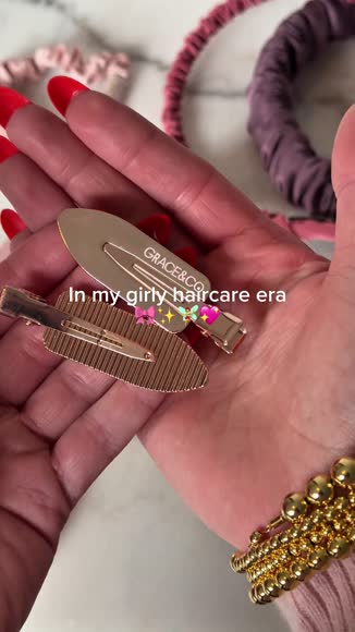 Video review of Grace & Company Metallic Creaseless Clips, No-Pull, Comfort, Non-Slip - Rose Gold  by grace3369649041