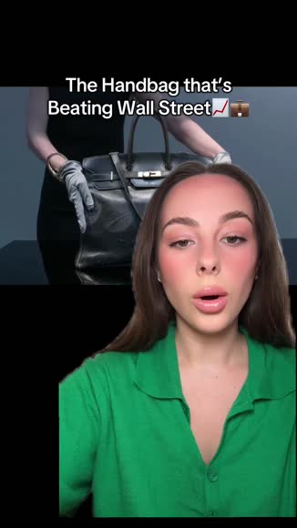 Video review of Clips Fashion & Beauty  by 6526085dccdb5c652601c5ad