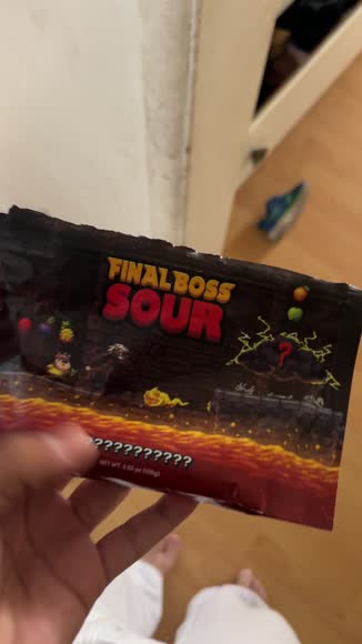 Video review of Final Boss Sour Level 2 Strawberry X Mango  by 6764fef8d4c5fad8ff18c639