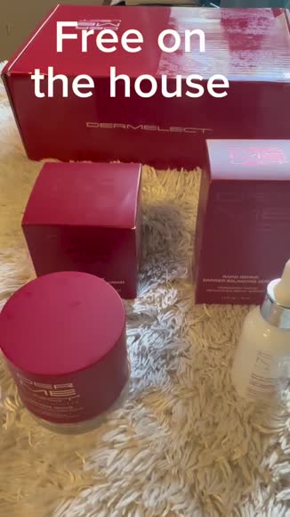 Video review of Dermelect Dermelect Barrier Strengthening + Soothing Set – Hydrating & Calming Treatments with Niacinamide, Hyaluronic Acid, Jojoba Extract, Shea Butter, and Allantoin for Radiant, Comfortable Skin  by 6714574219f9bddf0042d7f6