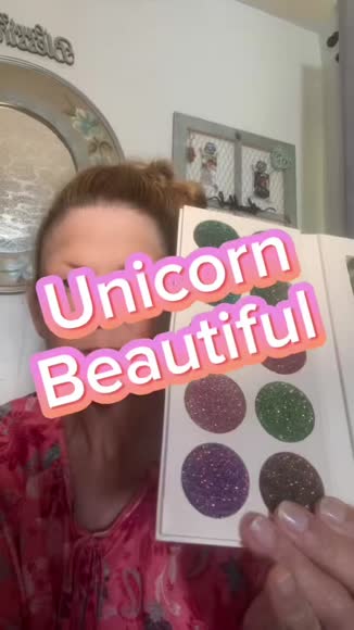 Video review of Ashunta Sheriff Beauty Unicorn Multichrome Glitter Shadow Palette  by 66e604296401232262976965