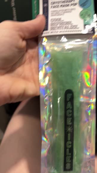 Video review of Microglams Face-Icles - Sweet Pea Vanilla  by 677f17ded45bf7fbc64c8d6c
