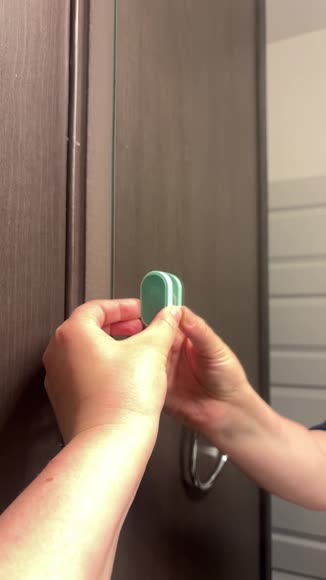 Video review of AquaSonic Aquasonic Icon ADA-Accepted Rechargeable Toothbrush | Magnetic Holder & Slim Travel Case | 2 Brushing Modes & Smart Timers | Gentle Micro-Vibrations  by 67889cb0d1154e0e68225816