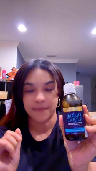 Video review of VitalRemedyMD VitalOils1200 - Liquid Omega-3  by 67e972362b146d96877c925e