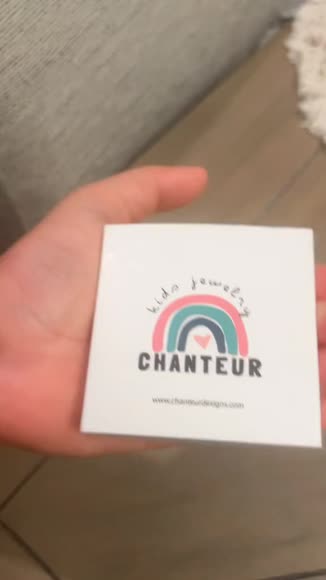 Video review of Chanteur KIDS. CHILDREN, GIRLS Heart Crystal White Gold Palladium Plating Kids Earrings Leverback  by 67602977e41ed5b930af147e