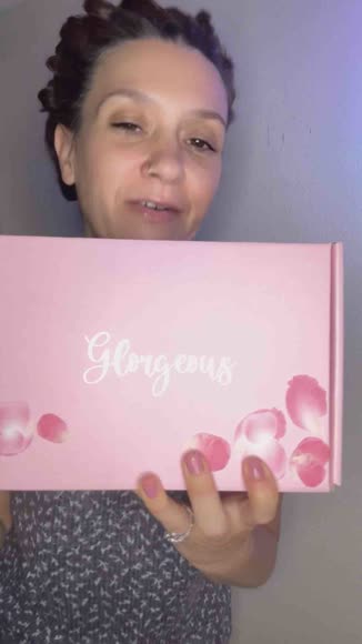 Video review of Glorgeous Skin 24K Gold Oil Serum & Body Polish  by 67a1431938bc3c3fb0076761