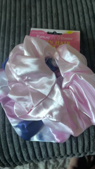 Video review of Morning Glamour 2-Pack Satin Dinner Plate Oversized Scrunchies   by 66ca942a15c328ea8ab94dbc