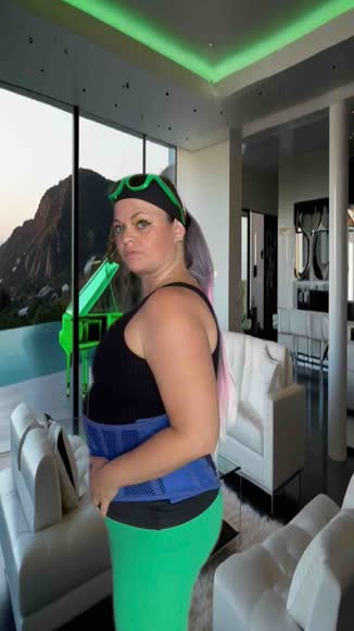 Video review of LUXE By Meena Special Edition Straight Luxury Ponytail Extension - Straight  by 67812fd281ae8c7cc88b9249