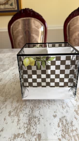 Video review of Waterdale Collection Onyx Swivel Silverware Caddy  by 655568db8c91b35f11f3b0ab