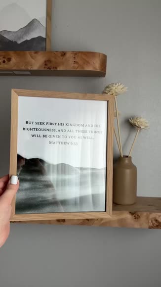 Video review of Haus and Hues Black Standard Metal Picture Frame  by 66bc01f012bcfa45f03667d8