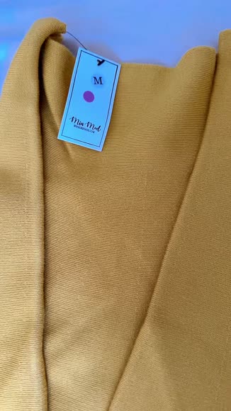 Video review of Mia Mod MM PURPLE LABEL - YR RND MUSTARD (PLUS SIZE)  by 6758cce459556207df3417a5