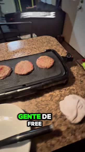 Video review of Toastmaster Electric Griddle  by 679e504bd806838fc4d0bee6