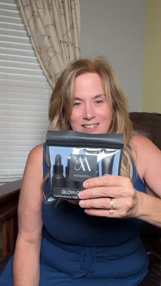Video review of Monopoli Skin Travel Skincare Set | Airplane-Friendly Sizes | Complete Facial Skin Care Kit with BHA Serum, Vitamin C, Moisturizer & Cleanser | Perfect Travel Essentials & Gift Set  by 677b1caa9bd22df146b0cef1