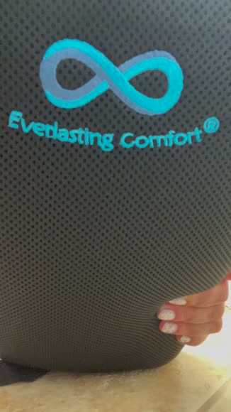 Video review of Everlasting Comfort Back Stretcher - Back Pain Relief and Acupressure Massage  by 678e78b34a097dbf6b3715a6